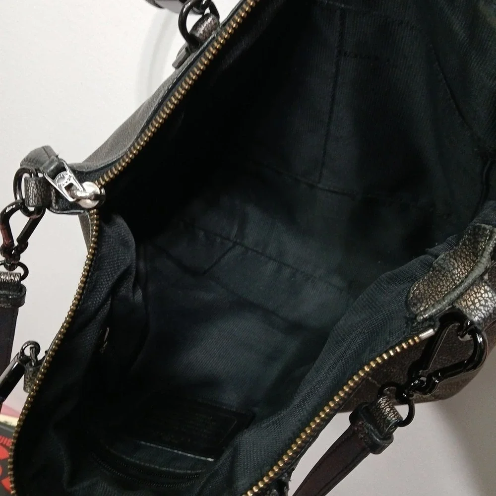 COACH Black And Copper Metallic Pebbled Leather Kelsey Crossbody Bag Purse